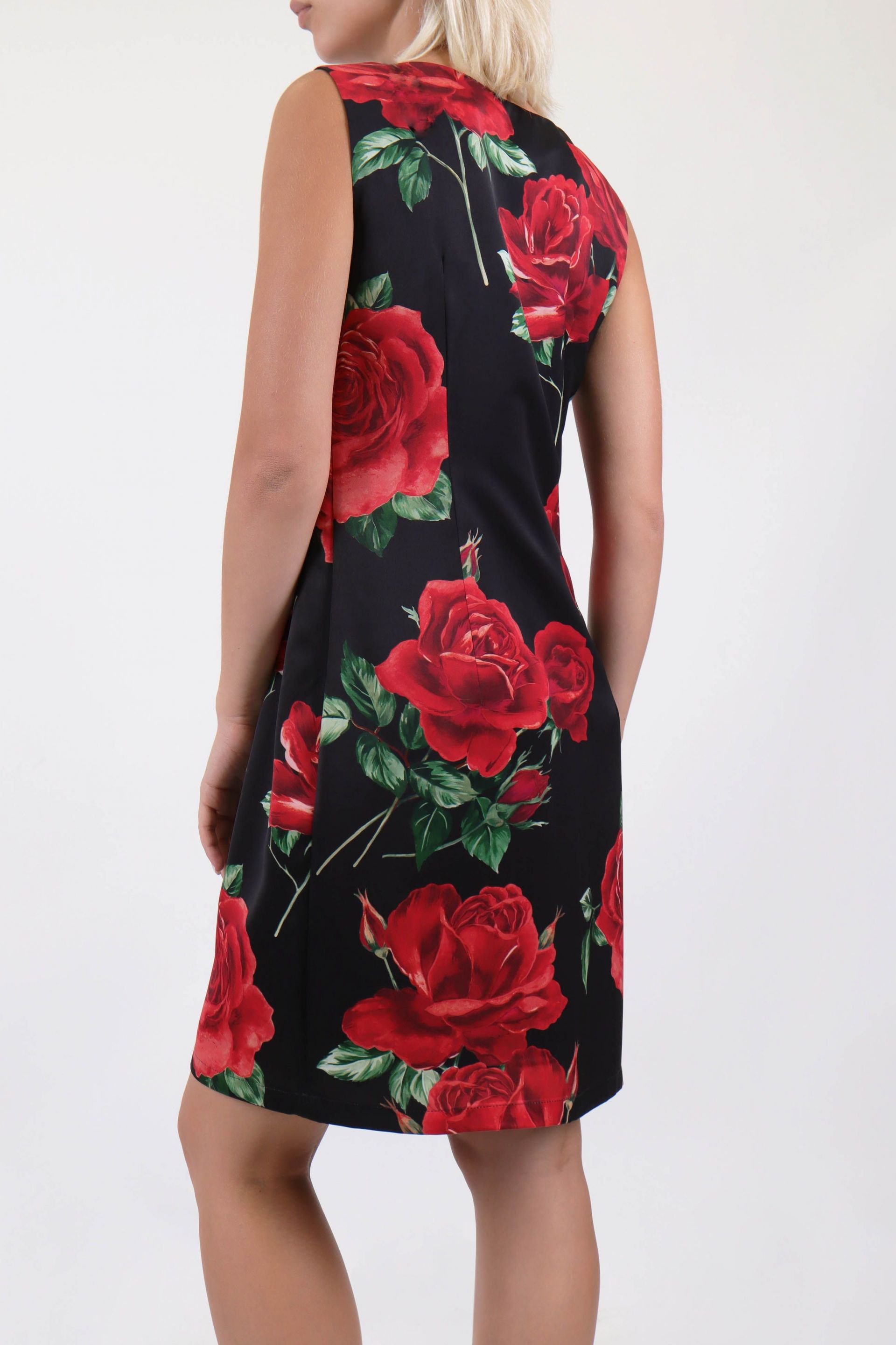 Шифонена рокля с десен на рози 3